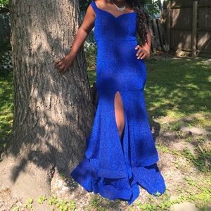 Prom dress! STILL NEED OFFERS!!